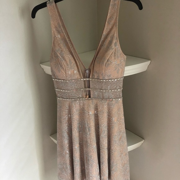 Homecoming dress - Picture 3 of 3